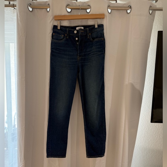 Re/done denim 90’s high rise ankle crop , dark wash, size 27, wore once. - Picture 4 of 7